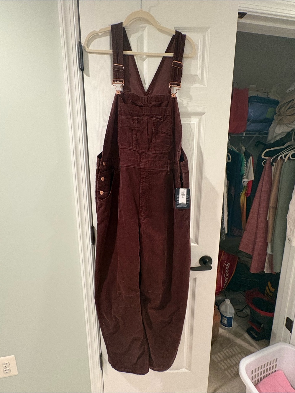 GAP Women’s Wide-Leg Corduroy Overalls in Dark Brown